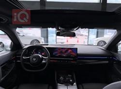 بی ئێم دەبڵیو سیریەس 5